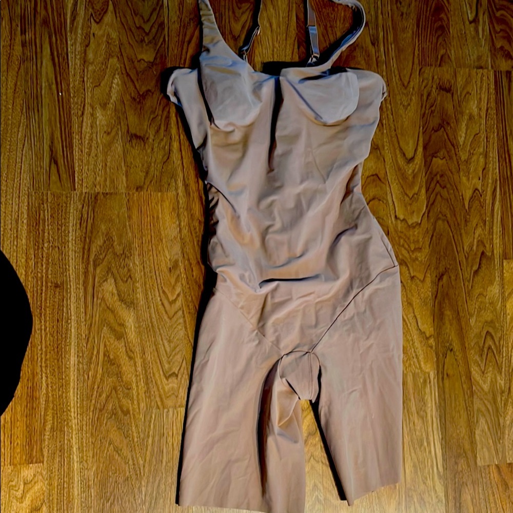 WACOAL Beige Shapewear Bodysuit 38C